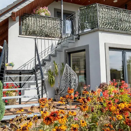 Karkonosky - Lot Szybowcem 아파트 Jezow Sudecki