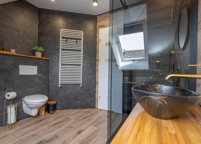 Karkonosky - Lot Szybowcem アパート