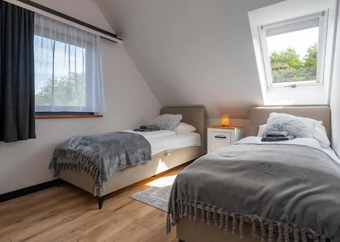 アパート Karkonosky - Lot Szybowcem Jeżów Sudecki